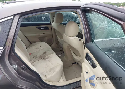 2013 Nissan Altima 2.5 S z USA, uszkodzony, nr VIN 1N4AL3AP4DC918269